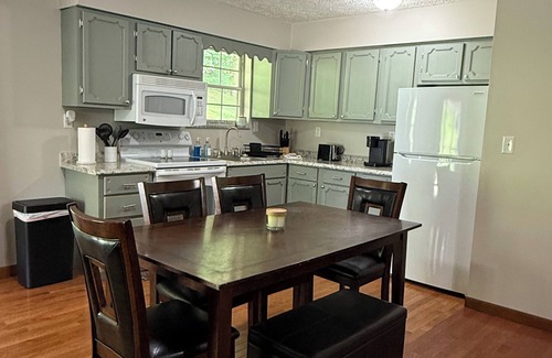 Shoals House | Low Key Living Hideaway