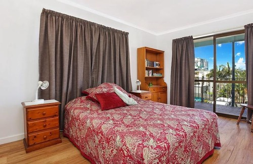 Caloundra Apartment | Lowanna Unit 14, 24 Bulcock Beach Esplanade, Bulcock Beach