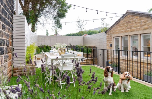 Saddleworth House | Lower Arthurs Cottage