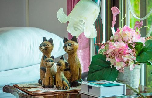 Ayutthaya Bed & Breakfast | Loy Manee House