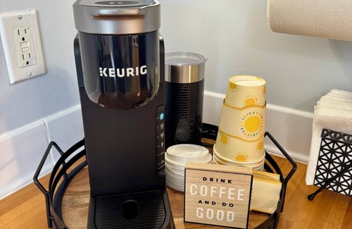 Loyal Heights Apartment | Loyal Sunset Suite: Spacious Studio Apt in Seattle - by breweries and beaches!