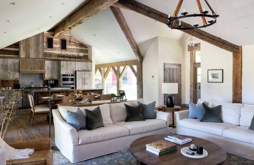 Moose Wilson Road House | LPJH | Cabin Fever | Secluded Luxury Cabin Minutes from World-Class Skiing