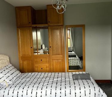 Ballyvourney House | Luí na Gréine