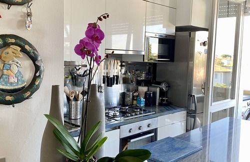 Marina di Carrara Apartment | Luce e Mare, 110m2 fully equipped apartment 1 km from the sea and Carrara Fair