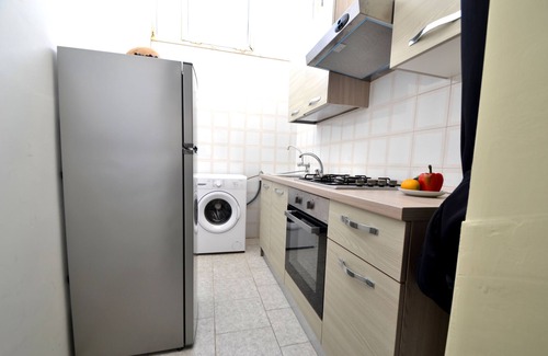 Roca Vecchia House | Luce holiday home with air conditioning for 5 guests