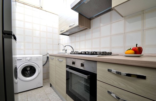 Roca Vecchia House | Luce holiday home with air conditioning for 5 guests