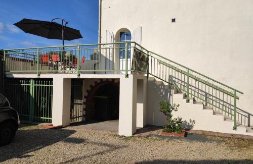 Champtoceaux House | Lucriolla