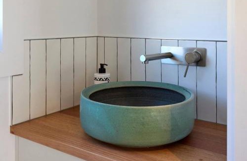 Bicheno House | Lucy - Incredible