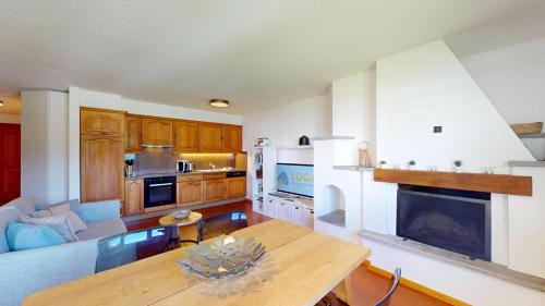 Sankt Moritz-Bad Apartment | Ludains 2/9