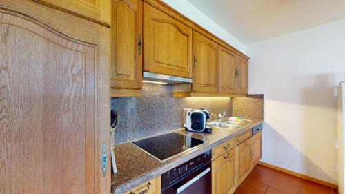 Sankt Moritz-Bad Apartment | Ludains 2/9