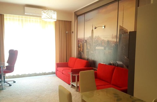 Zoliborz Apartment | Ludwika Rydygiera 15A / 2