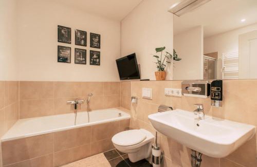 Zentrum-Nord Apartment | Luga Homes - Zoo