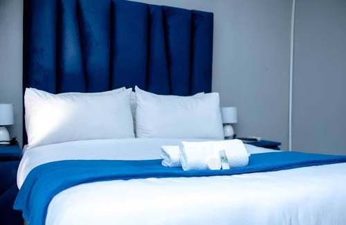 Thohoyandou House | LUGOGO GUESTHOUSE