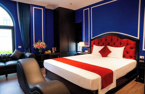 Ha Dong Hotel | Lumi Sky Hotel HN by BAY LUXURY