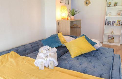 Bron Apartment | Lumineux et cosy proche Eurexpo & Groupama Stadium