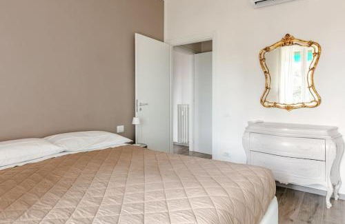 Santissima Annunziata Apartment | Luminoso appartamento fiorentino