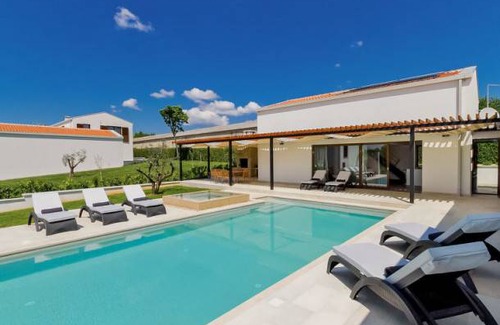 Sveti Petar u Sumi Villa | Luna Bianca 113.1