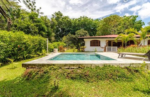 Cahuita House | Luna Caribena, lujosa casa tropical cerca cahuita