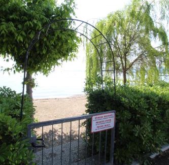 Bardolino Apartment | Lussuoso Appartamento vista lago con spiaggia privata