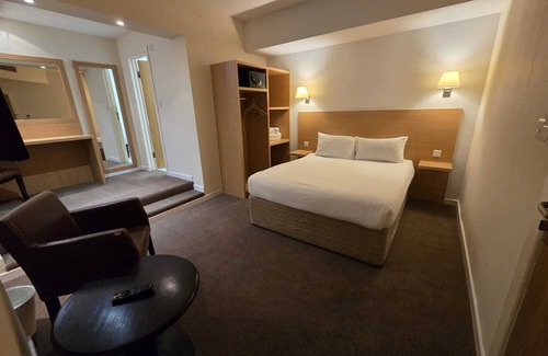 Luton Hotel | Luton Hotel