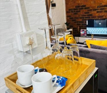 Downtown Johannesburg Apartment | Luu's Balcony