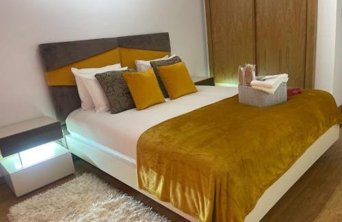 Palhais Apartment | Lux & Design Apartment in Montijo, Lisbon