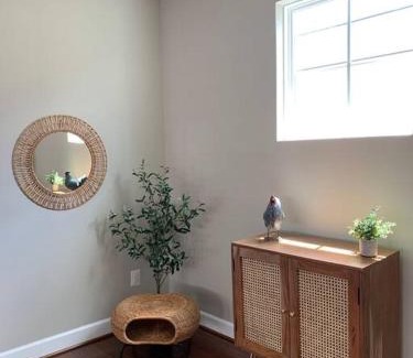 Ashburn House | LUX HOME 5 BD, GIFT CARD, GAME ROOM, and more!