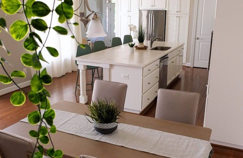 Ashburn House | LUX HOME 5 BD, GIFT CARD, GAME ROOM, and more!