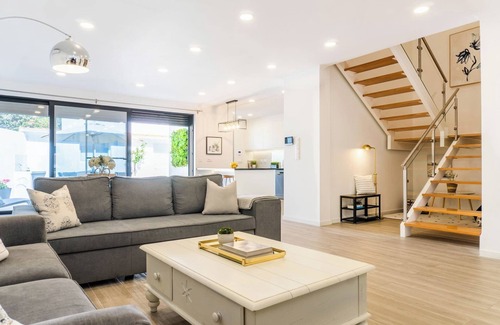 Ponta Delgada House | LUX House