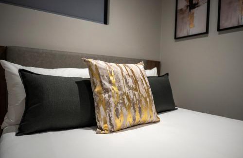 Sandown Hotel | Lux Leisure Apartment Hotel Sandton