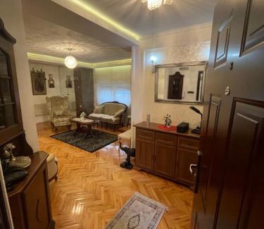 Vozdovac Apartment | LUX NA VOŽDOVCU 164m2