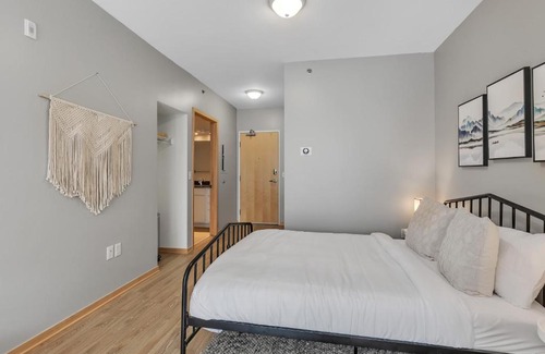 Prospect Park House | Lux Retreat and Gym