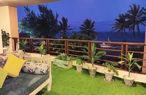 Shanzu Apartment | Lux Suites Lamera Beachfront Villas