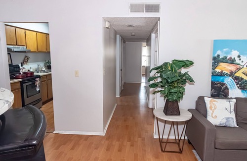 Sandy Springs Condo | LUXE 3BR 2BA in Atl's Historic Pill Hill-Swim Pool, Tennis, Duck Pond, Cabanas!