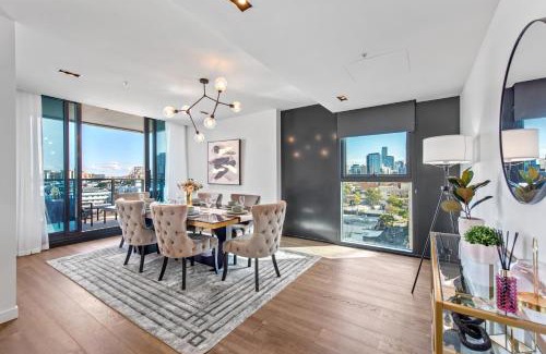 Fortitude Valley Apartment | Luxe 3BR Apt with City Views, Car Park and Rooftop Pool