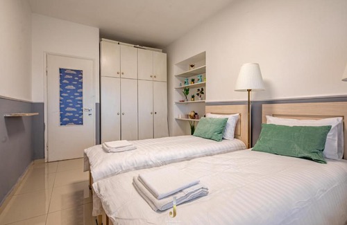 Rehavia Apartment | ✶luxe apt. in prime location Rehavia/sha'arei hesed✶