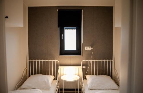 Waarde Ski Chalet | Luxe chalet op minicamping in waarde met sauna