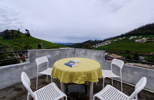 Ooty Villa | Luxe Family Villa with Wi-Fi, 5 mins from Tourist Attractions!