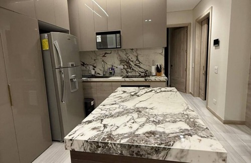 Financial District Apartment | LUXE LE PARC Residence