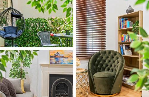 Pyrmont House | Luxe Living Terrace by The Star