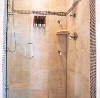 Midtown Villa | Luxe Midtown Pool Home-Beale St, Graceland-10 mins