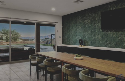 Enterprise House | Luxe Modern Mansion,5bd ,salt water pool&spa, new outdoor kitchen, sport court!