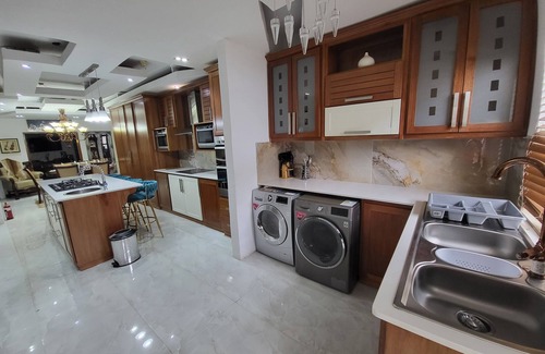 Sakhisizwe Hotel | Luxe Ponte Inn