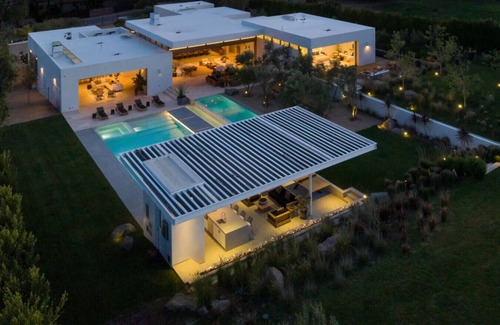 Central Malibu House | Luxe Private Pool w/Ocean Views near Point Dume