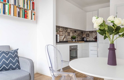 Centro Direzionale Apartment | LuxNest I Porta Nuova