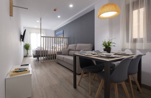 Centro Apartment | Luxor Torre del Clavero Apartments - Studio