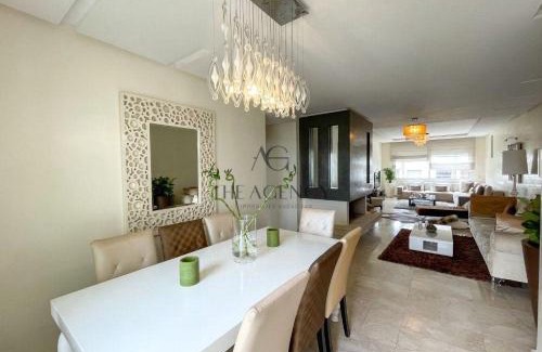 Casablanca Apartment | Luxueux appartement Bay view dans une résidence avec magnifique jardin