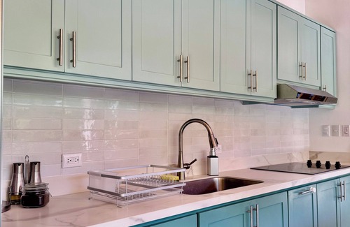 Puerto Viejo de Talamanca Villa | Luxury 4-bedroom villa 3 minutes walk to town and Playa Negra