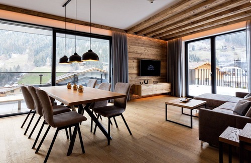 See Apartment | Luxuriös Chalet Apartment - RS W Top 5