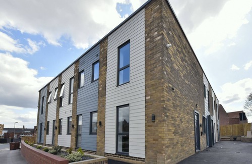 Pontefract Apartment | Luxurious 1 Bedroom Apartment